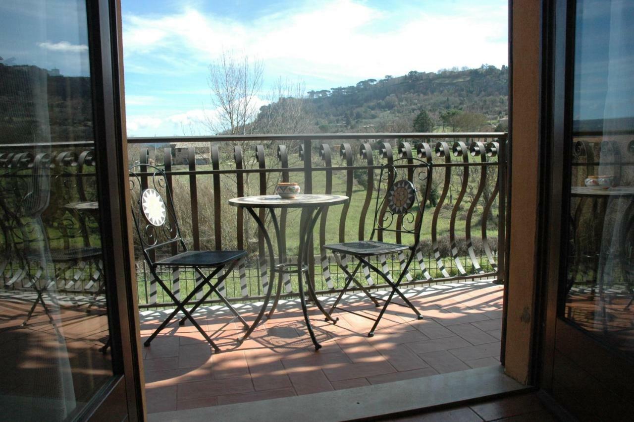 Casa Angolo Delle Rose Orvieto Luaran gambar