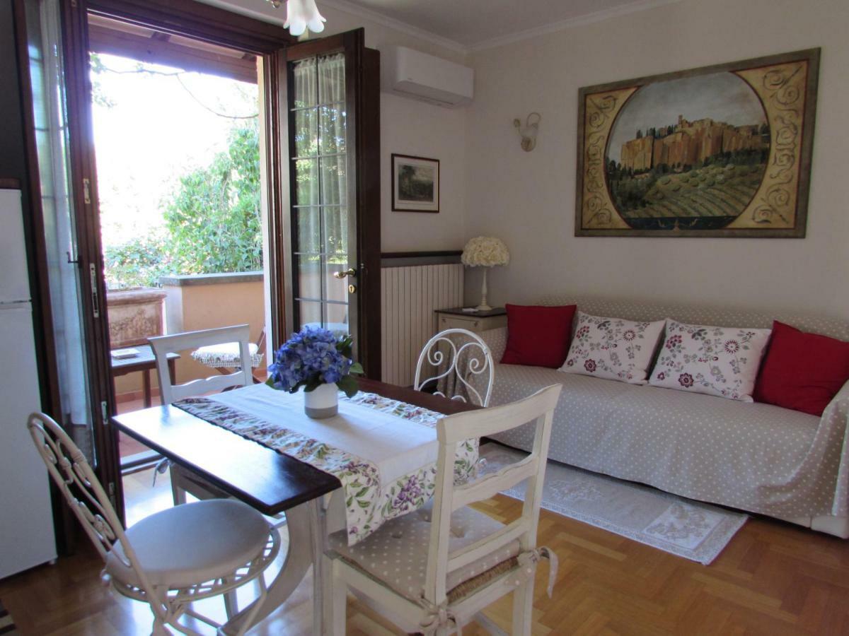 Casa Angolo Delle Rose Orvieto Luaran gambar